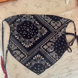 ROMWE Dark Blue Paisley Crop Top